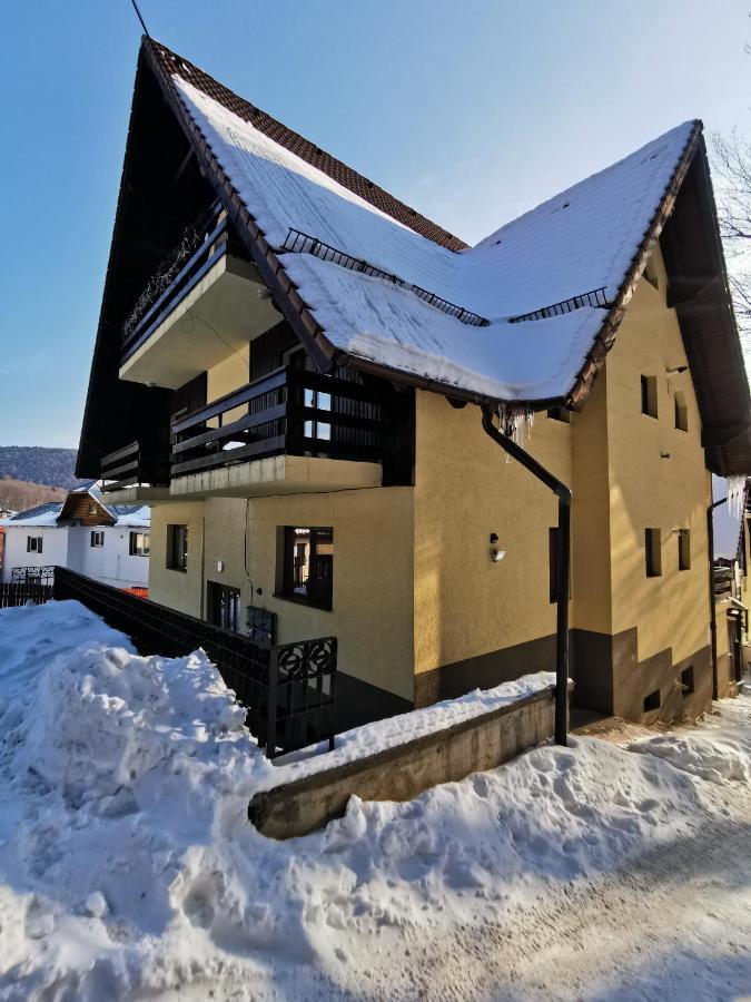 Apartament Kalinderu K1 Buşteni Eksteriør bilde